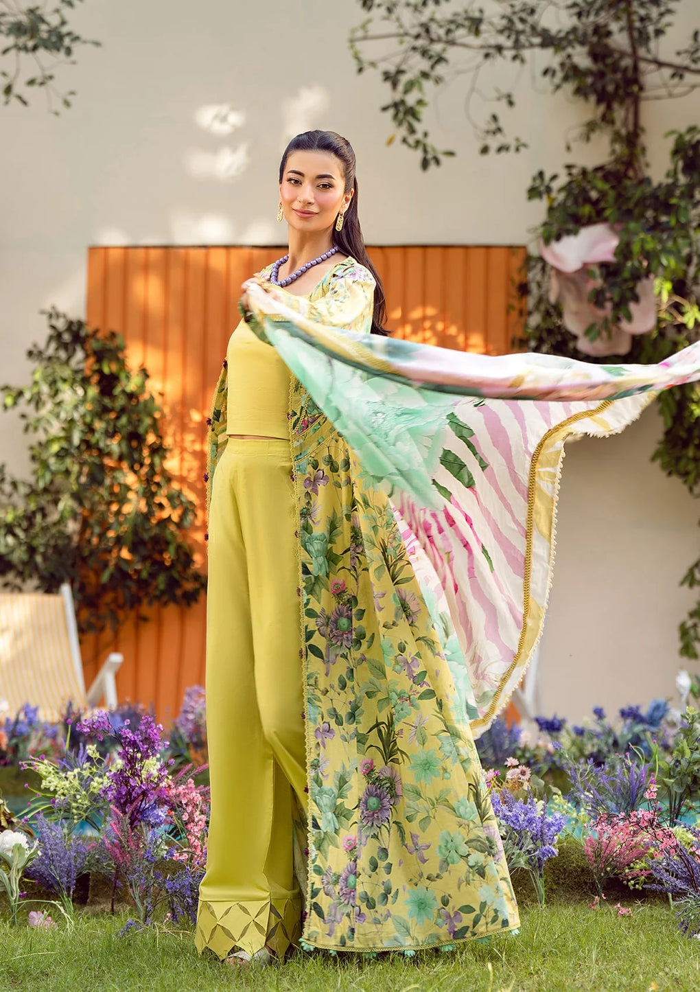 Elaf Premium | Prints 25 | EPS-7A DAISY FIELDS - Official Elaf Premium stockist in UK - Sakeena London