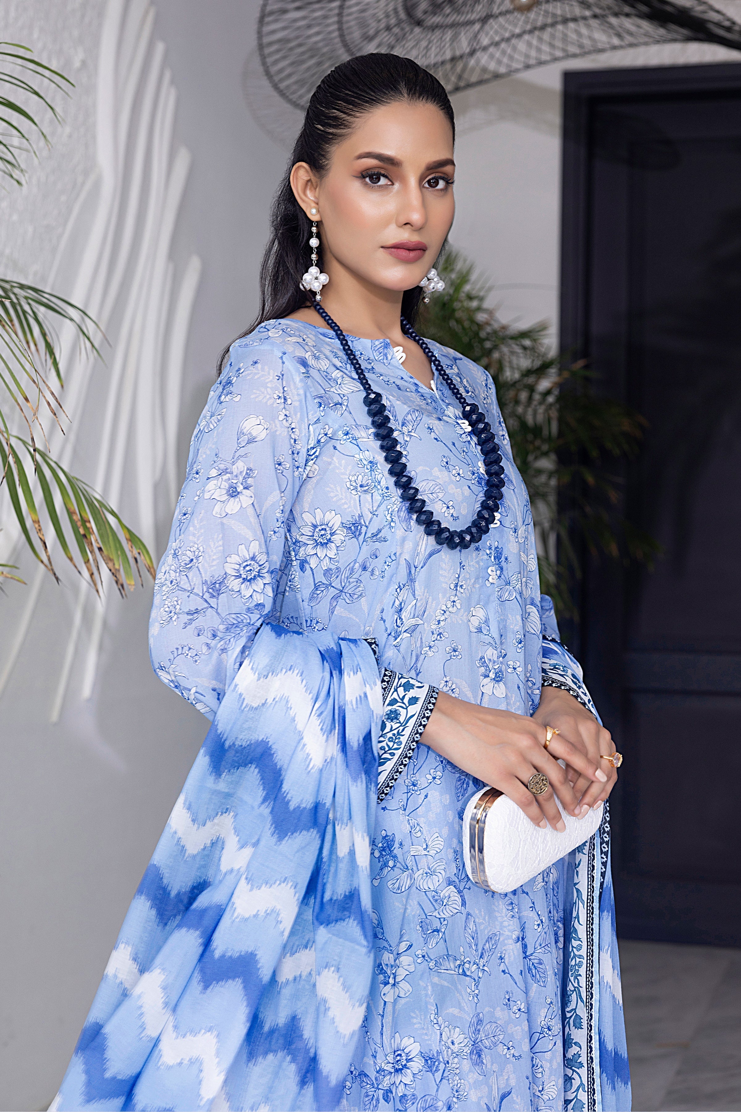 LSM | Winter Marina 24 | 0158 - Official LSM stockist in UK - Sakeena London