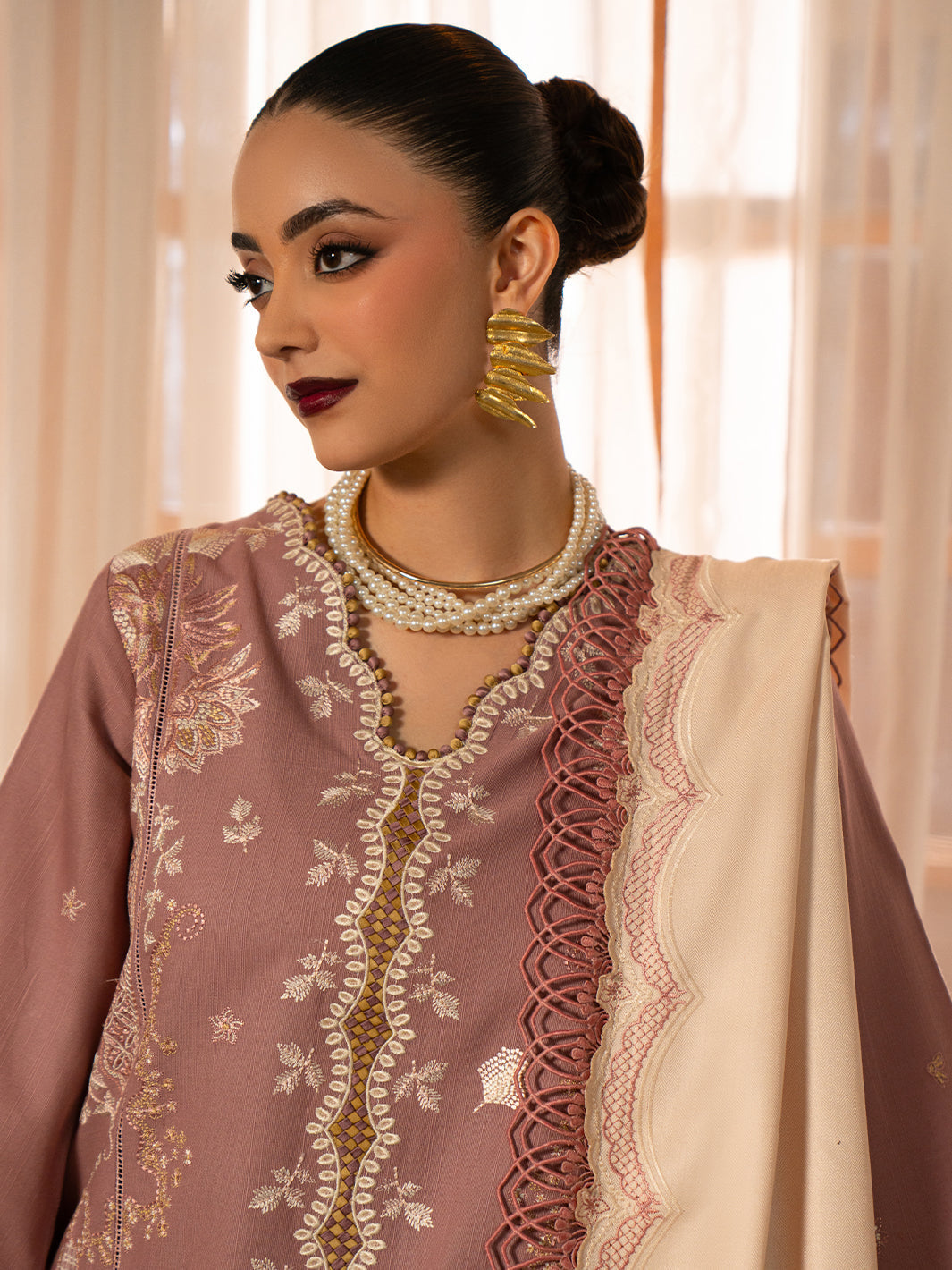 Bin Ilyas | Gulrukh Khaddar 25 | 62-A - Official Bin Ilyas stockist in UK - Sakeena London