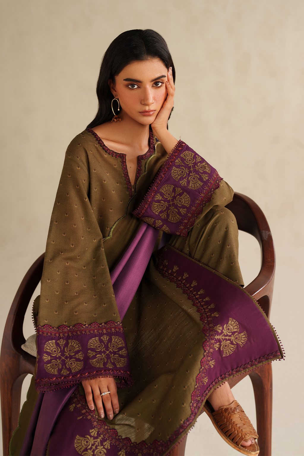 Iznik | Winter Chapter 25 | UE-573 Printed Khaddar - Official Iznik stockist in UK - Sakeena London