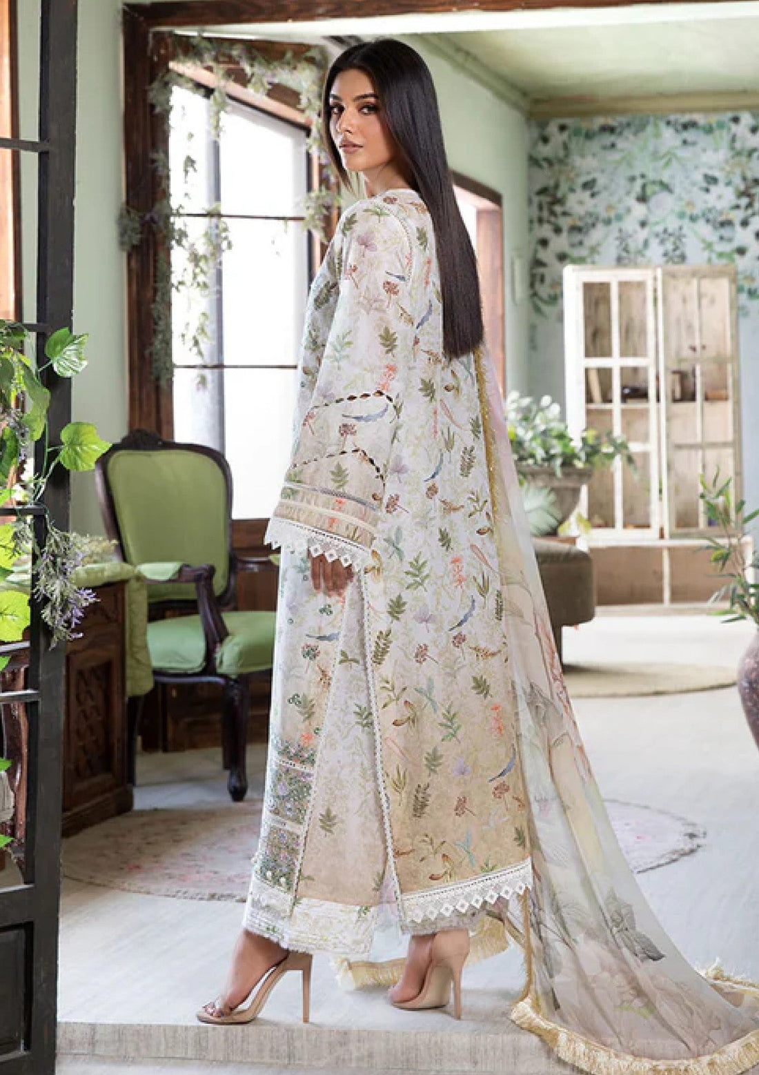 Lawn - Sobia Nazir - Vital Luxury 25 Vol 2 - SV2 #6B