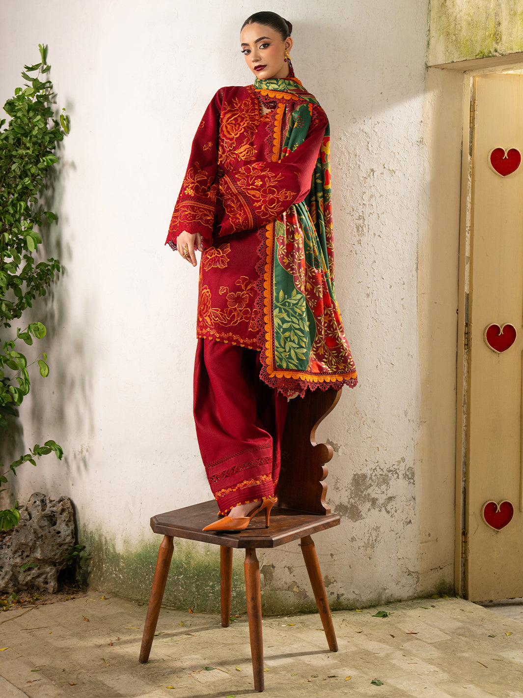 Bin Ilyas | Gulrukh Khaddar 25 | 63-B - Official Bin Ilyas stockist in UK - Sakeena London