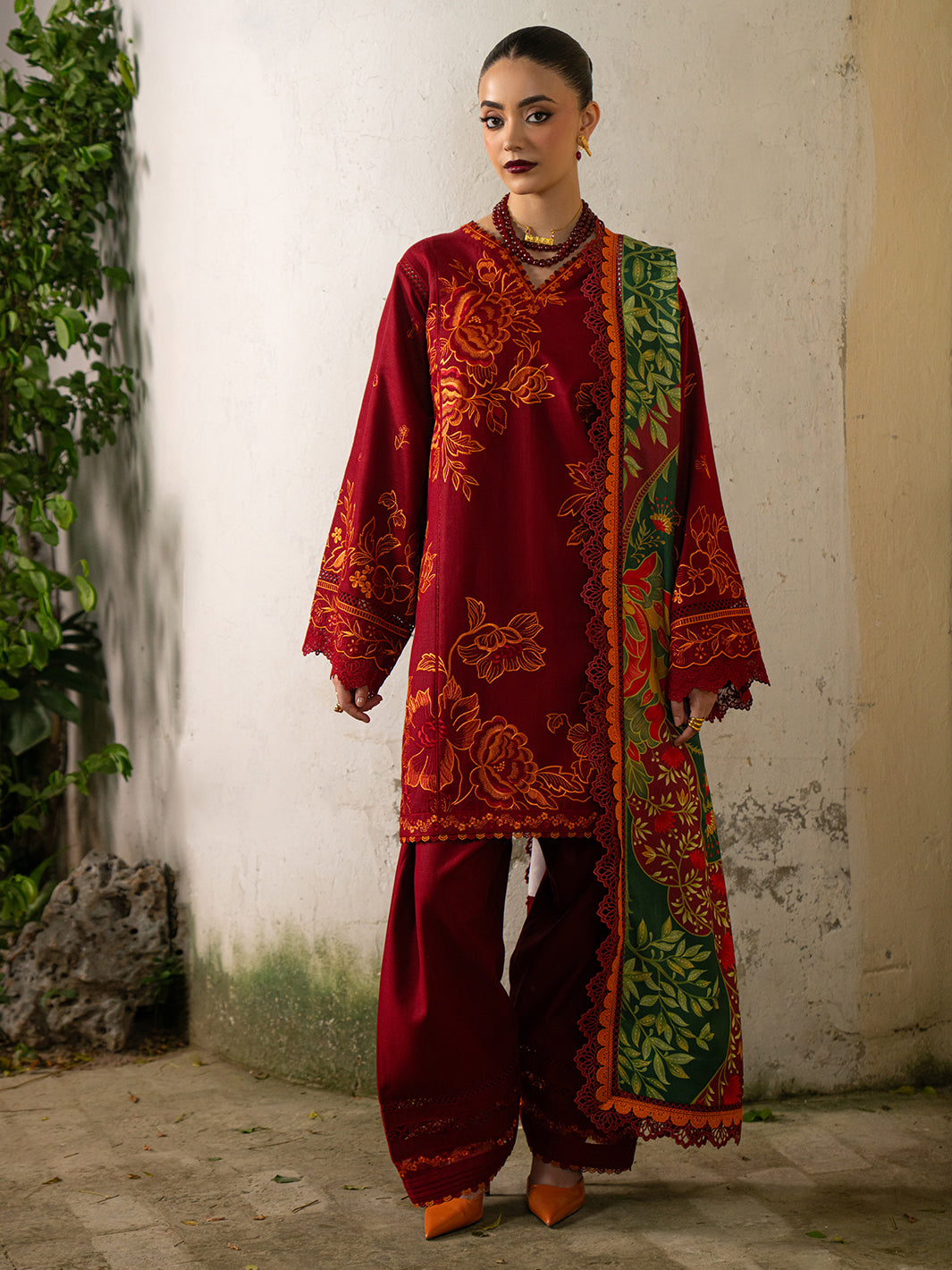 Bin Ilyas | Gulrukh Khaddar 25 | 63-B - Official Bin Ilyas stockist in UK - Sakeena London