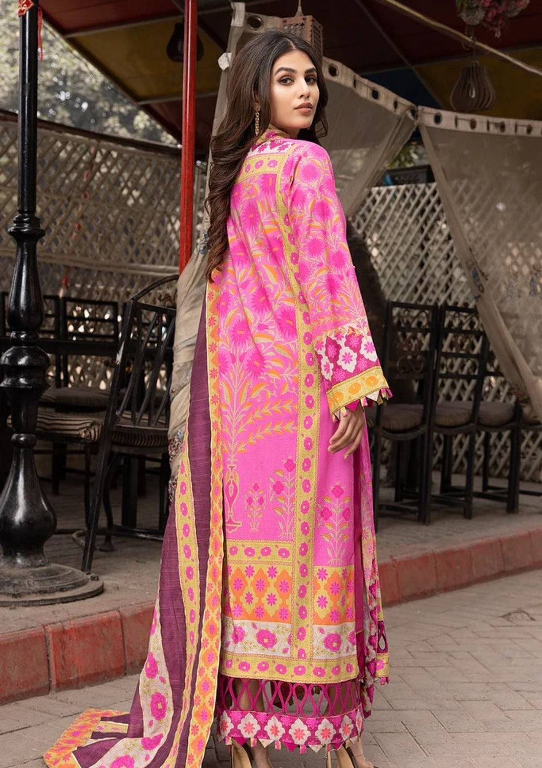 Lawn Collection - Charizma - Beyond Casuals - Melody - V01 - CPE#15