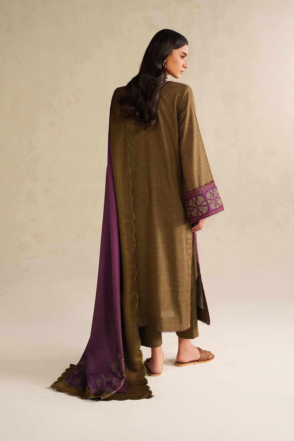 Iznik | Winter Chapter 25 | UE-573 Printed Khaddar - Official Iznik stockist in UK - Sakeena London