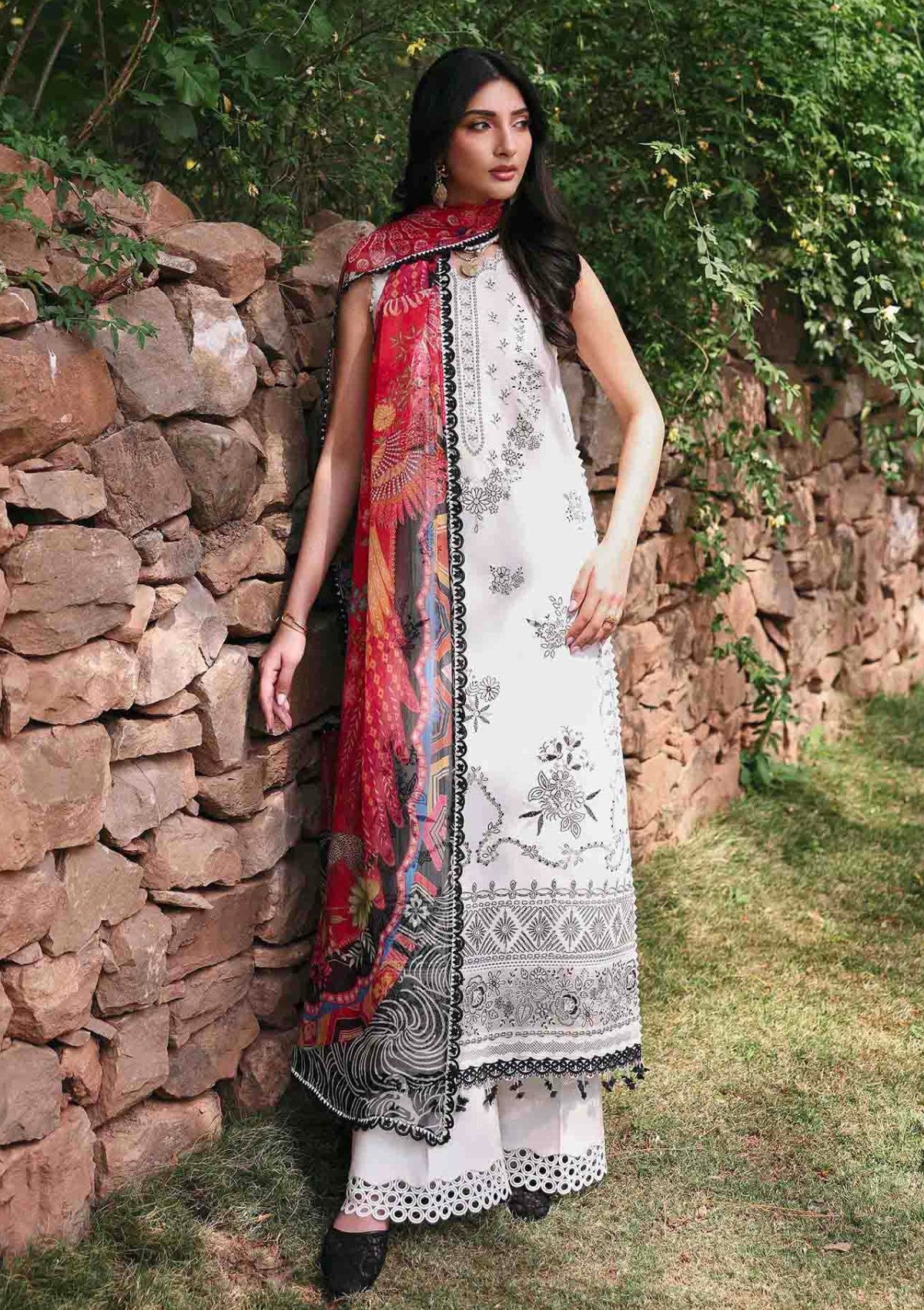 Lawn - Republic Womenswear - Talia - Summer 25 - RPT#1B - Lunara