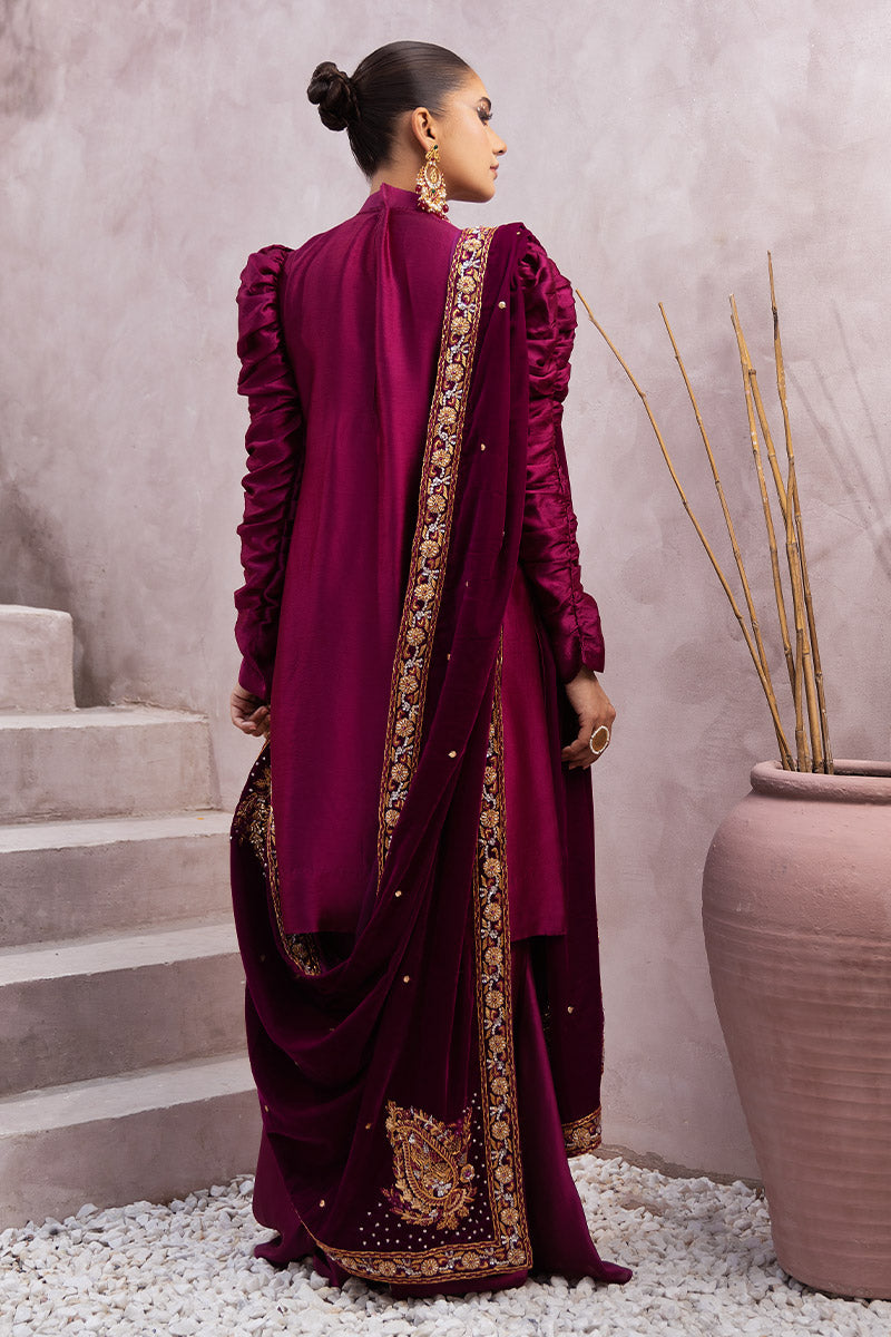 Chic Ophicial | Velveteen Luxury Fall Collection | Sabrina - Official Chic Ophicial stockist in UK - Sakeena London