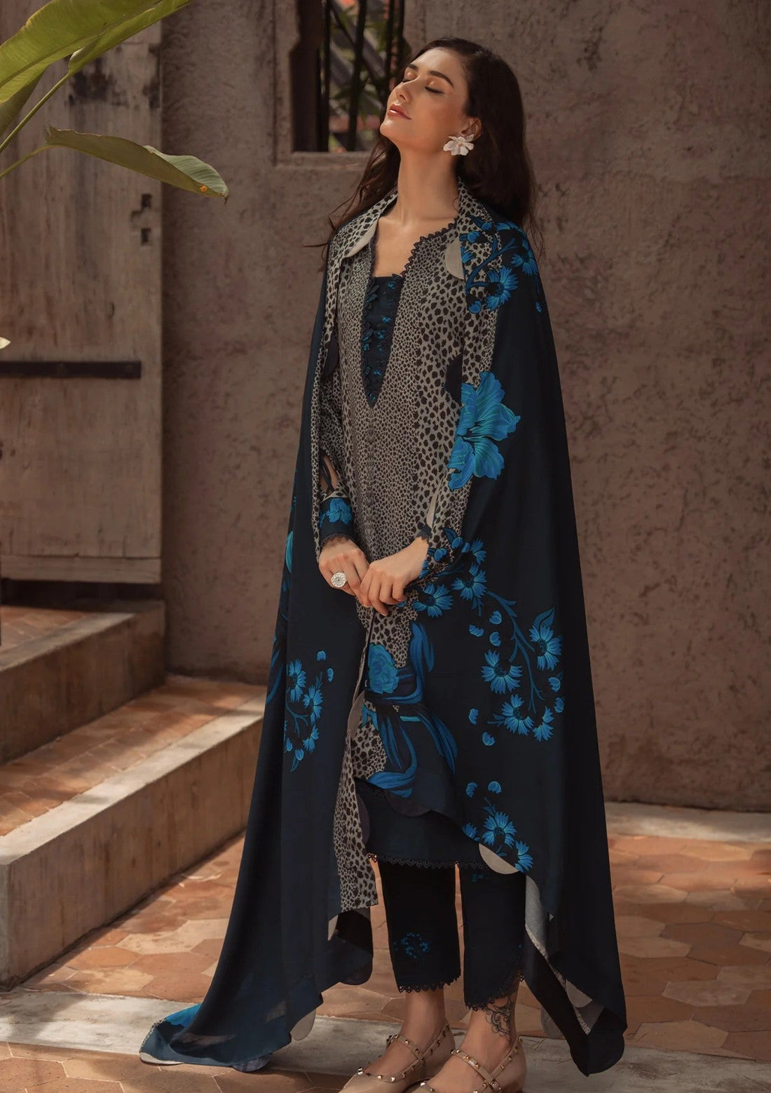 Winter - Charizma - C-Prints - Linen 25 - CPW5-02