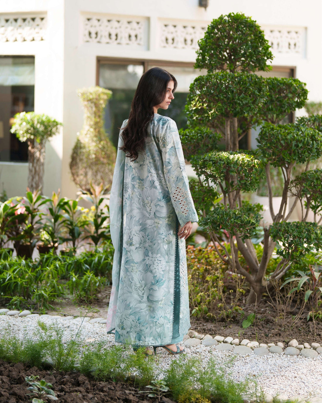 Neeshay | Printkari | CALIXA