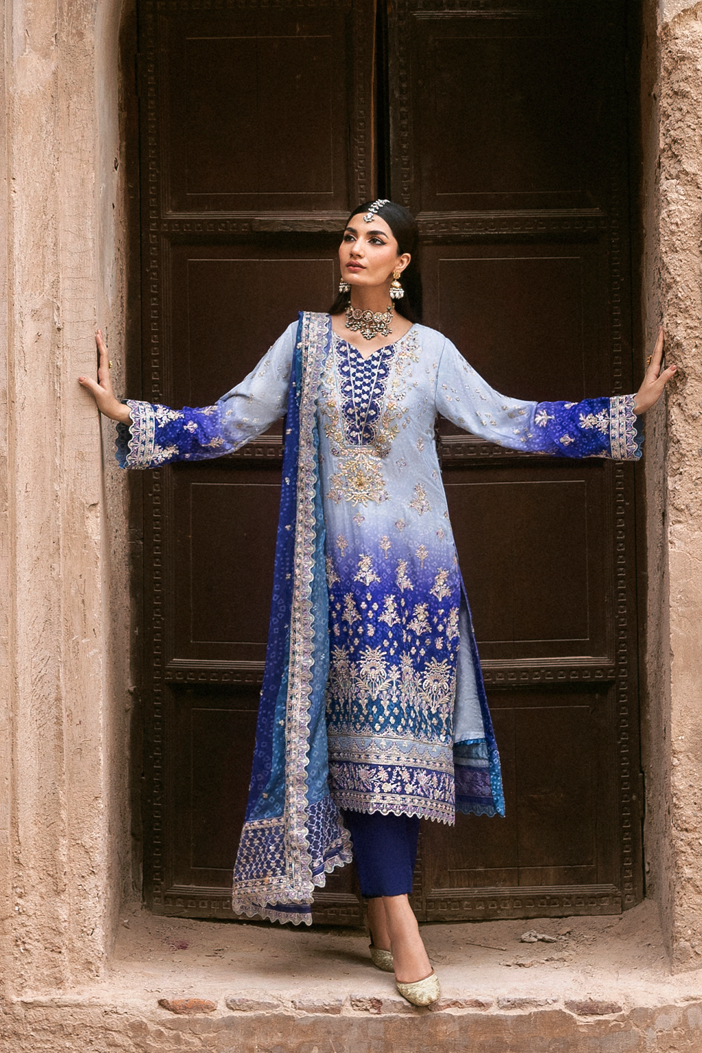 Emaan Adeel I The Empress Wedding Formals I AUREVIA - Official Emaan Adeel stockist in UK - Sakeena London