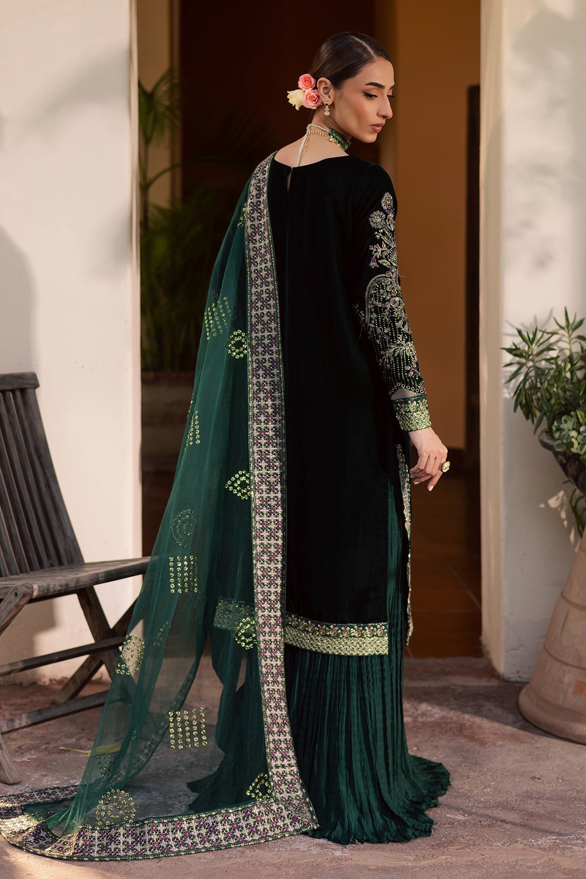 Nureh | Maya Velvet | NW-115 - Official Nureh stockist in UK - Sakeena London