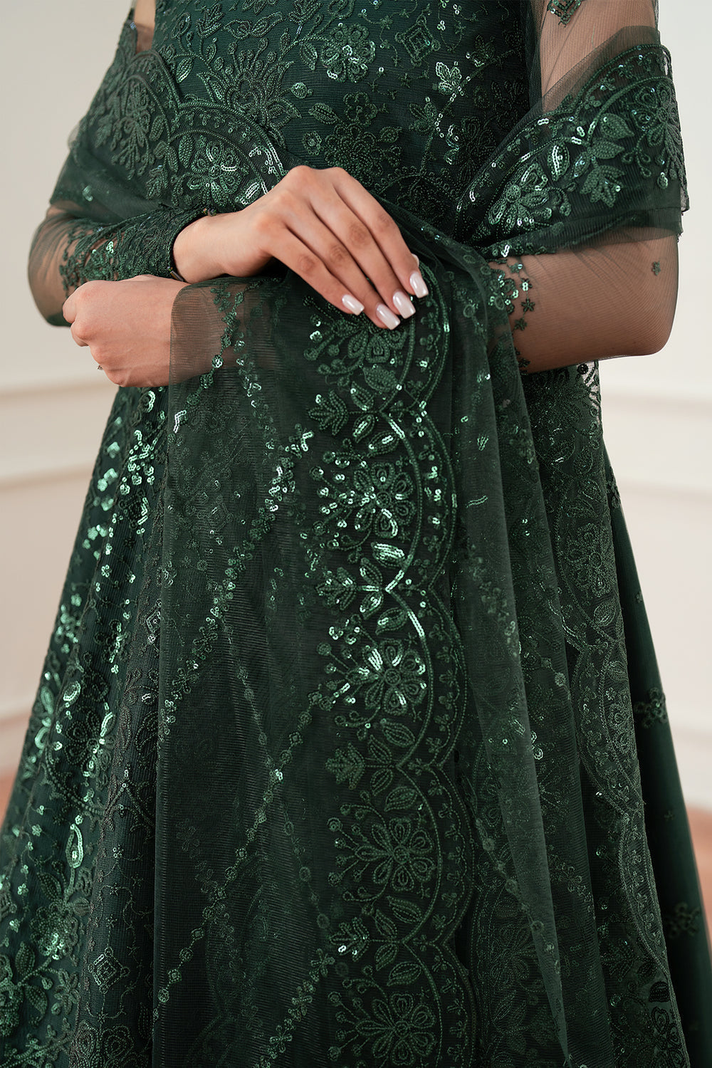 Farasha | Essence Formals 25 | Emerald Muse - Official Farasha stockist in UK - Sakeena London