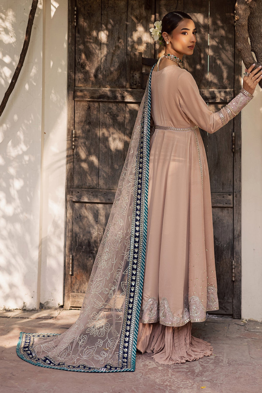Nureh | Maya Velvet | NW-117 - Official Nureh stockist in UK - Sakeena London