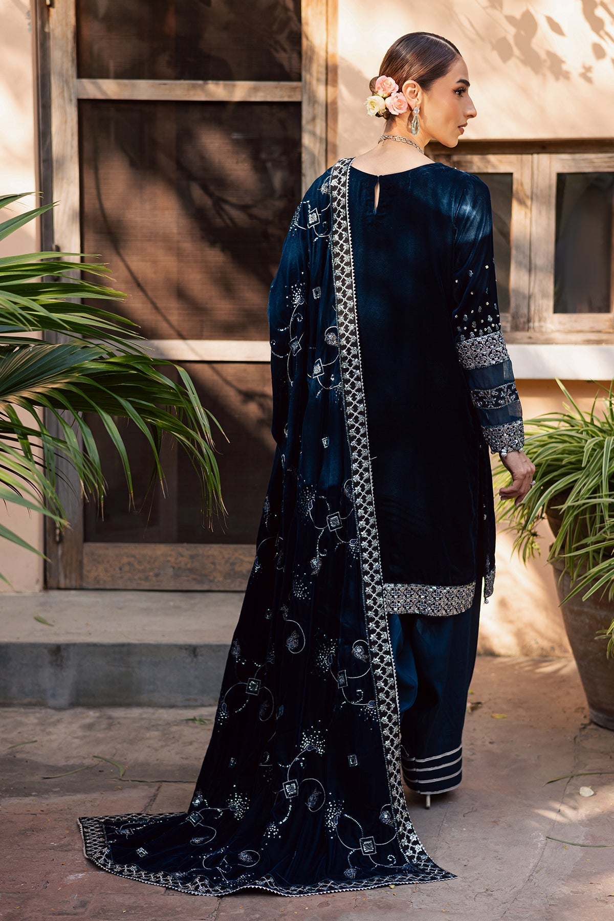 Nureh | Maya Velvet | NW-114 - Official Nureh stockist in UK - Sakeena London