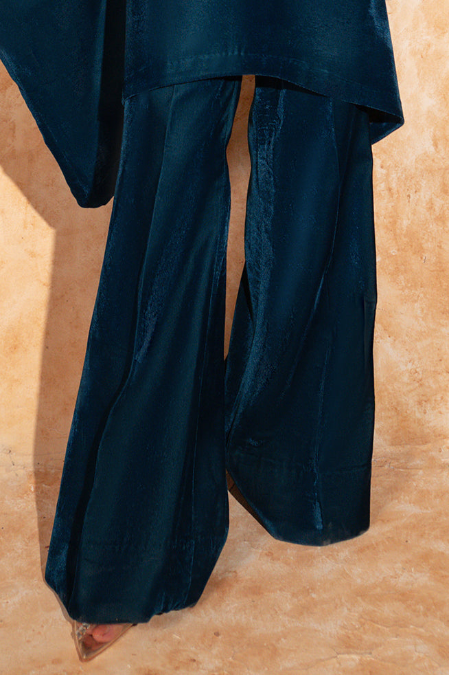 Fozia Khalid | Velvet Deck | Nina - Official Fozia Khalid stockist in UK - Sakeena London