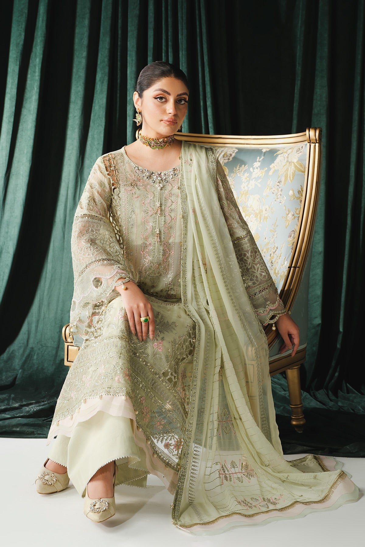 Paras by Pasha | Ayla Luxury Formals | PR103 Regalia - Official Paras by Pasha stockist in UK - Sakeena London