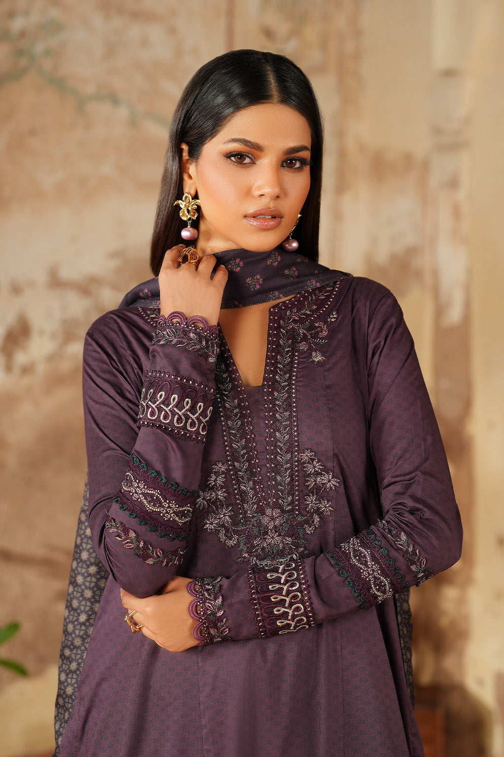 Iznik | Winter 25 | IPF-11 - Official Iznik stockist in UK - Sakeena London
