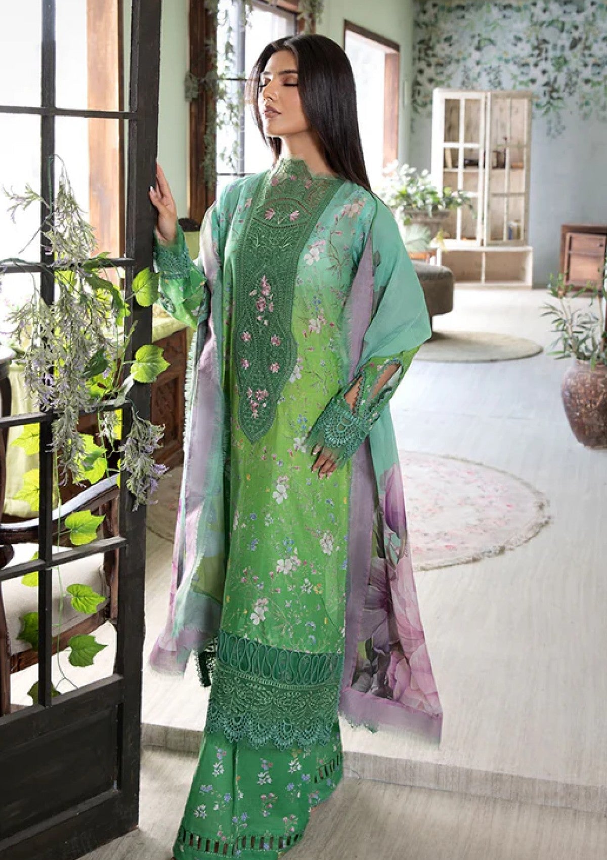 Lawn - Sobia Nazir - Vital Luxury 25 Vol 2 - SV2 #8B