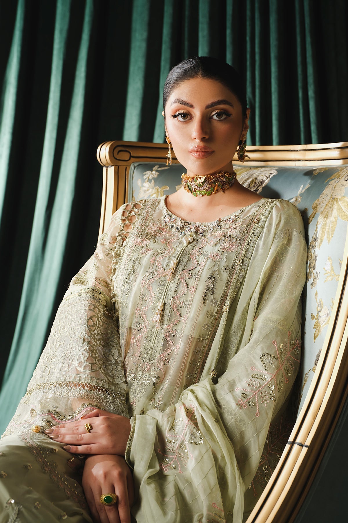 Paras by Pasha | Ayla Luxury Formals | PR103 Regalia - Official Paras by Pasha stockist in UK - Sakeena London
