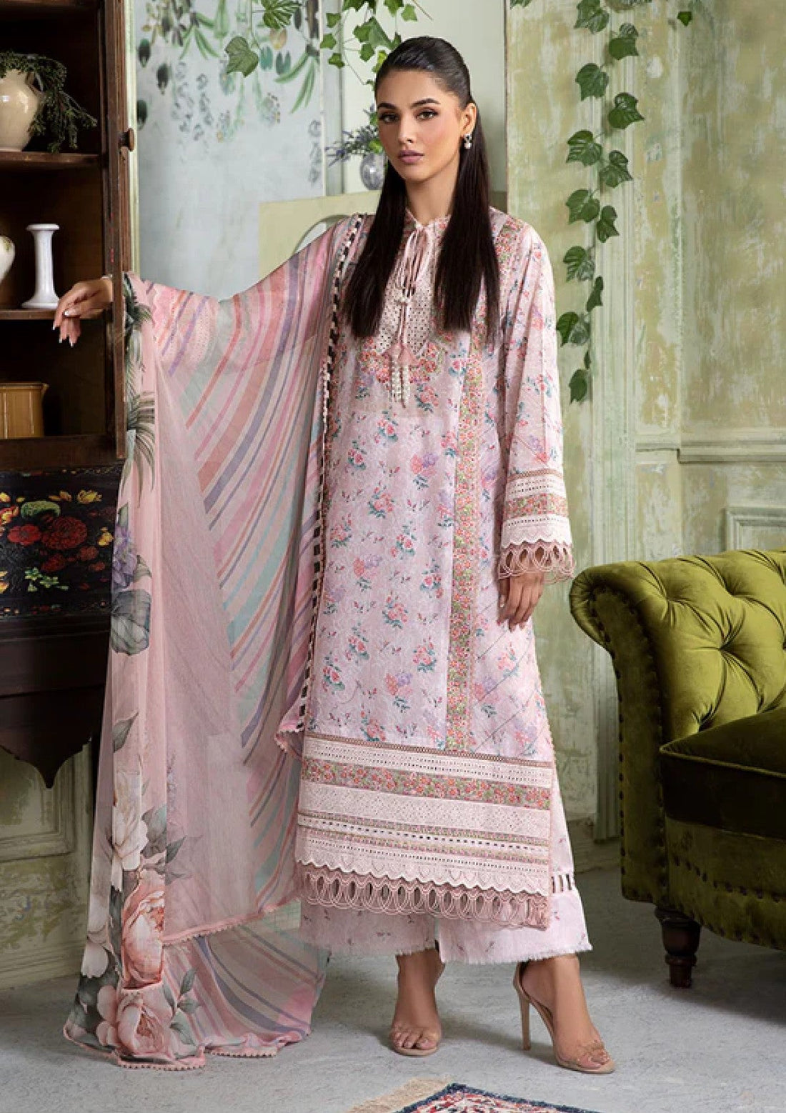 Lawn - Sobia Nazir - Vital Luxury 25 Vol 2 - SV2 #4A
