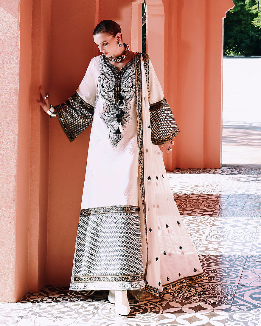 Mushq | Nuvera Raw Silk 26 | Gillian
