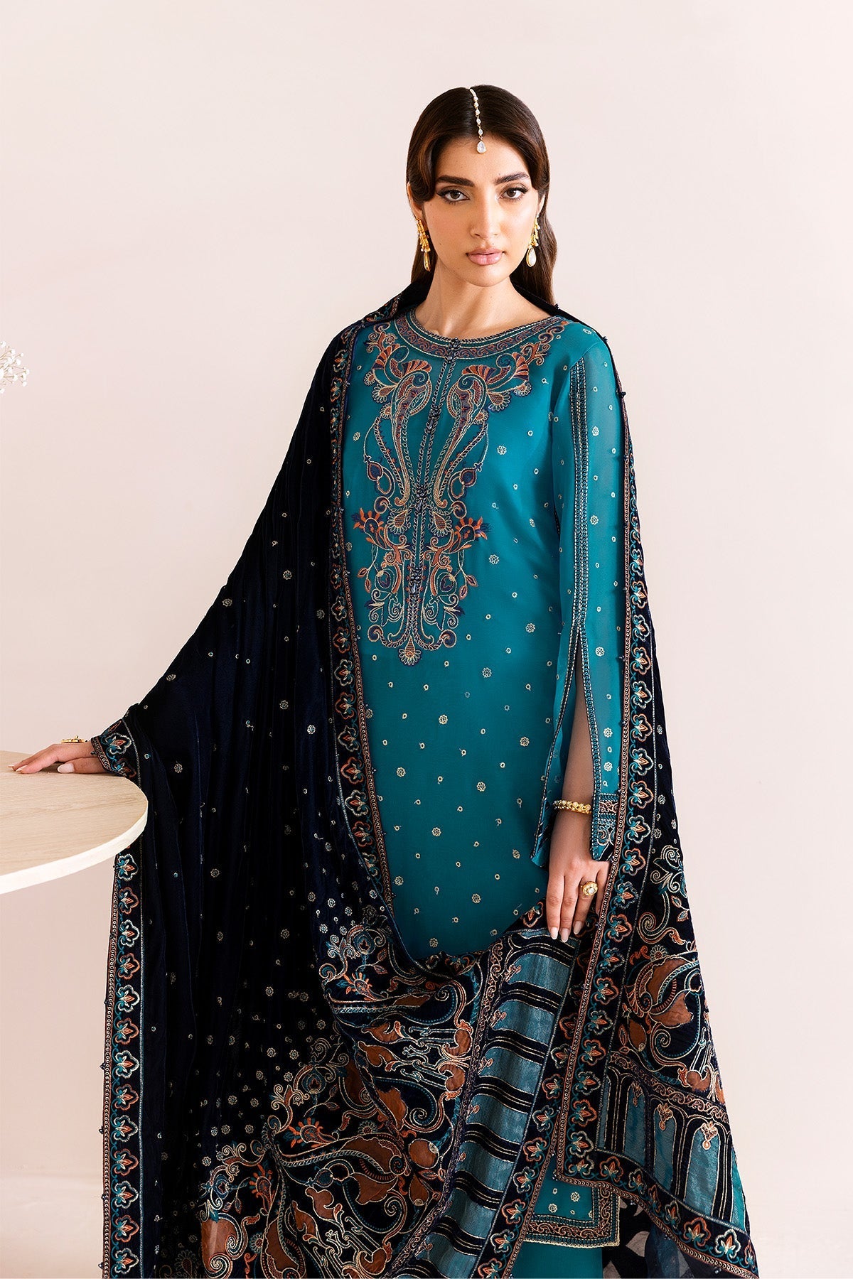 Alizeh | Makhmal Luxury Velvet Edit | Nelofer - Official Alizeh stockist in UK - Sakeena London