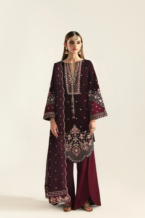 Emaan Adeel | Zarposh Velvet 25 | KANWAL - Official Emaan Adeel stockist in UK - Sakeena London