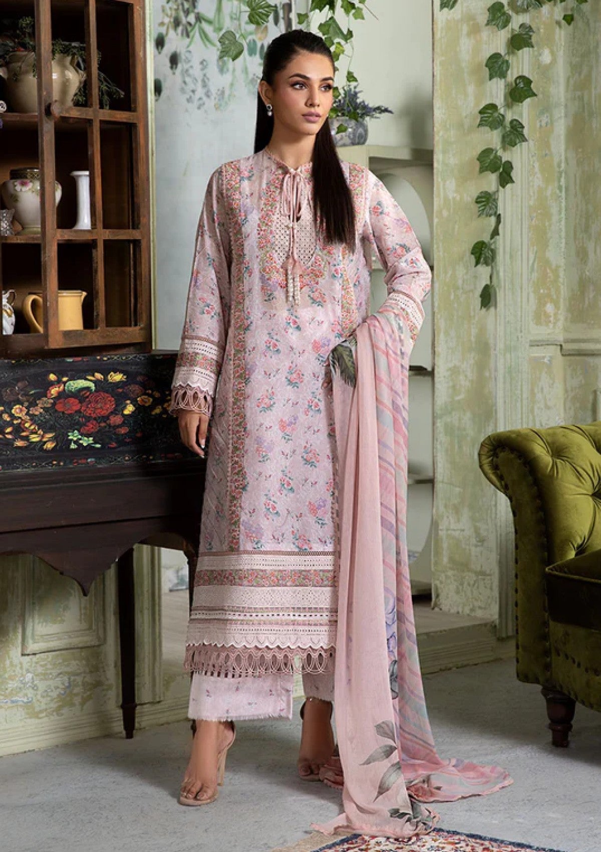 Lawn - Sobia Nazir - Vital Luxury 25 Vol 2 - SV2 #4A