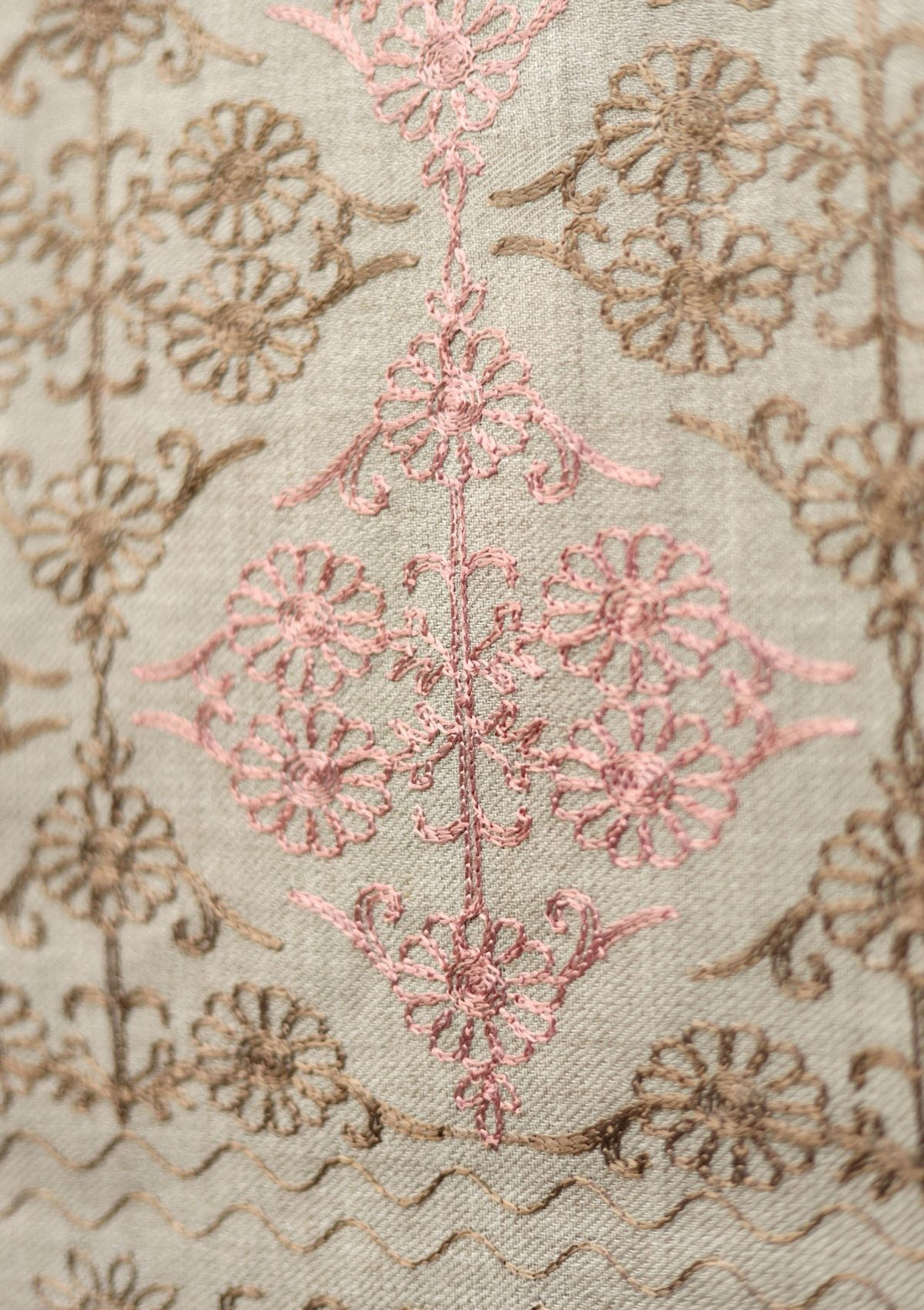 Ari Work Wool Shawl D - 26 -  S Fawn