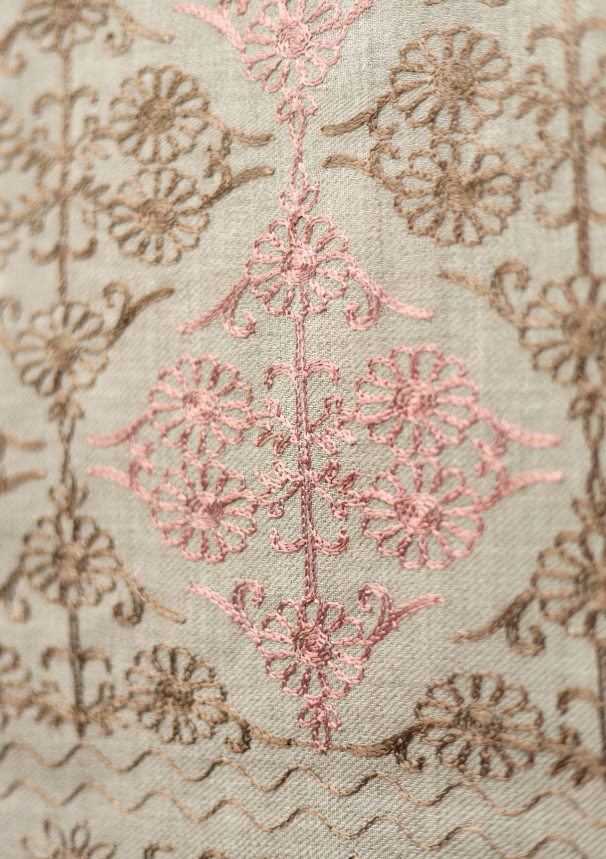 Ari Work Wool Shawl D - 26 -  S Fawn