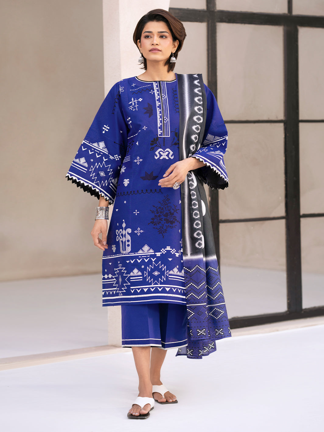 Bin Ilyas | Aaina Summer Edit 25 | 81 - A - Official Bin Ilyas stockist in UK - Sakeena London