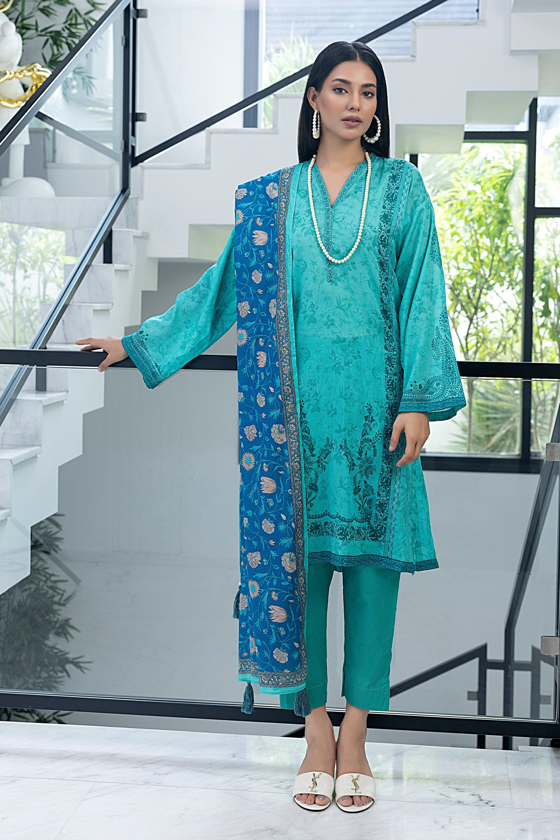 LSM | Winter Marina 24 | 0152 B - Official LSM stockist in UK - Sakeena London