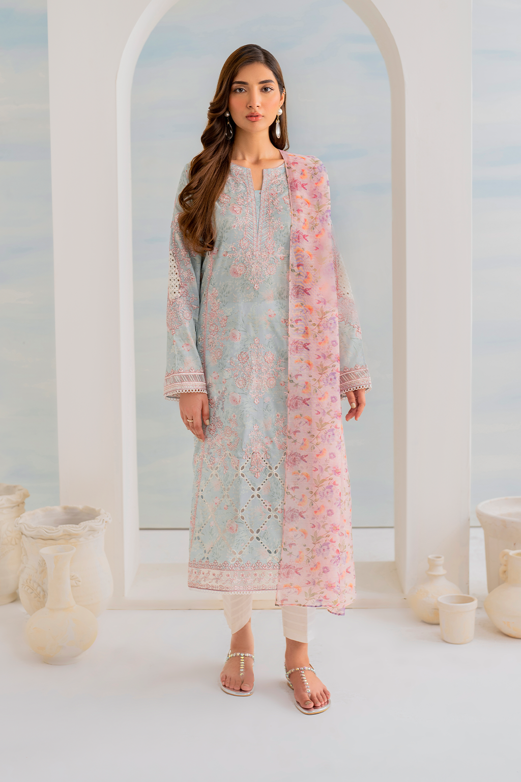 Iznik | Guzel lawn 24 | IGL-01 - Official Iznik stockist in UK - Sakeena London