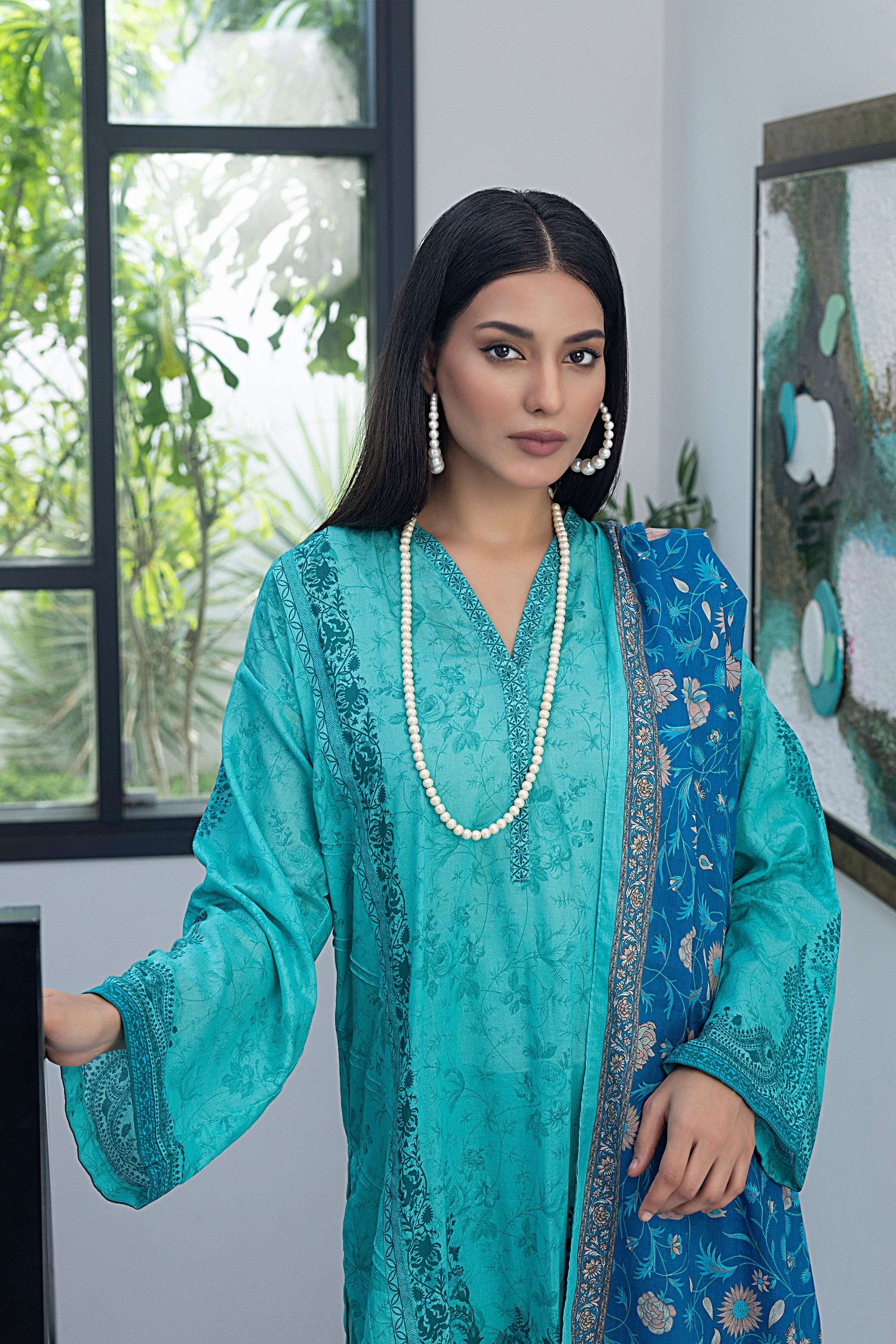 LSM | Winter Marina 24 | 0152 B - Official LSM stockist in UK - Sakeena London