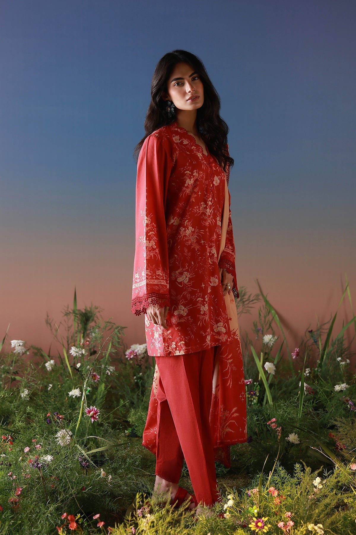 Sahar | Mirha Casual Pret | Crimson Heirloom