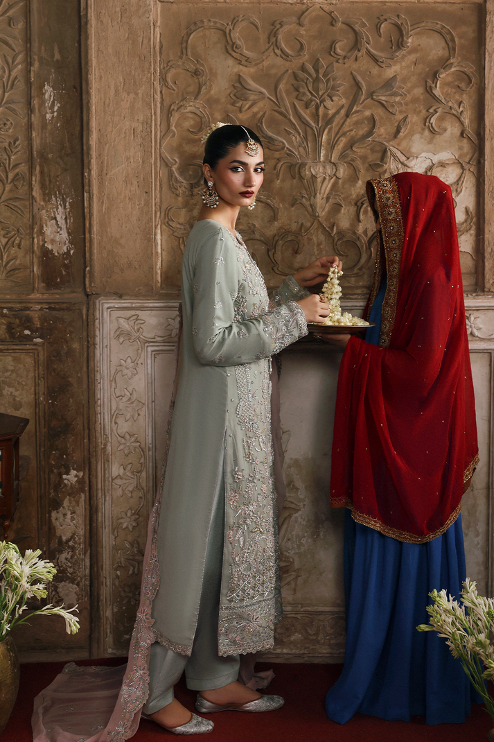 Emaan Adeel | Romansiyyah Luxury Formals | MAHPARI - Official Emaan Adeel stockist in UK - Sakeena London