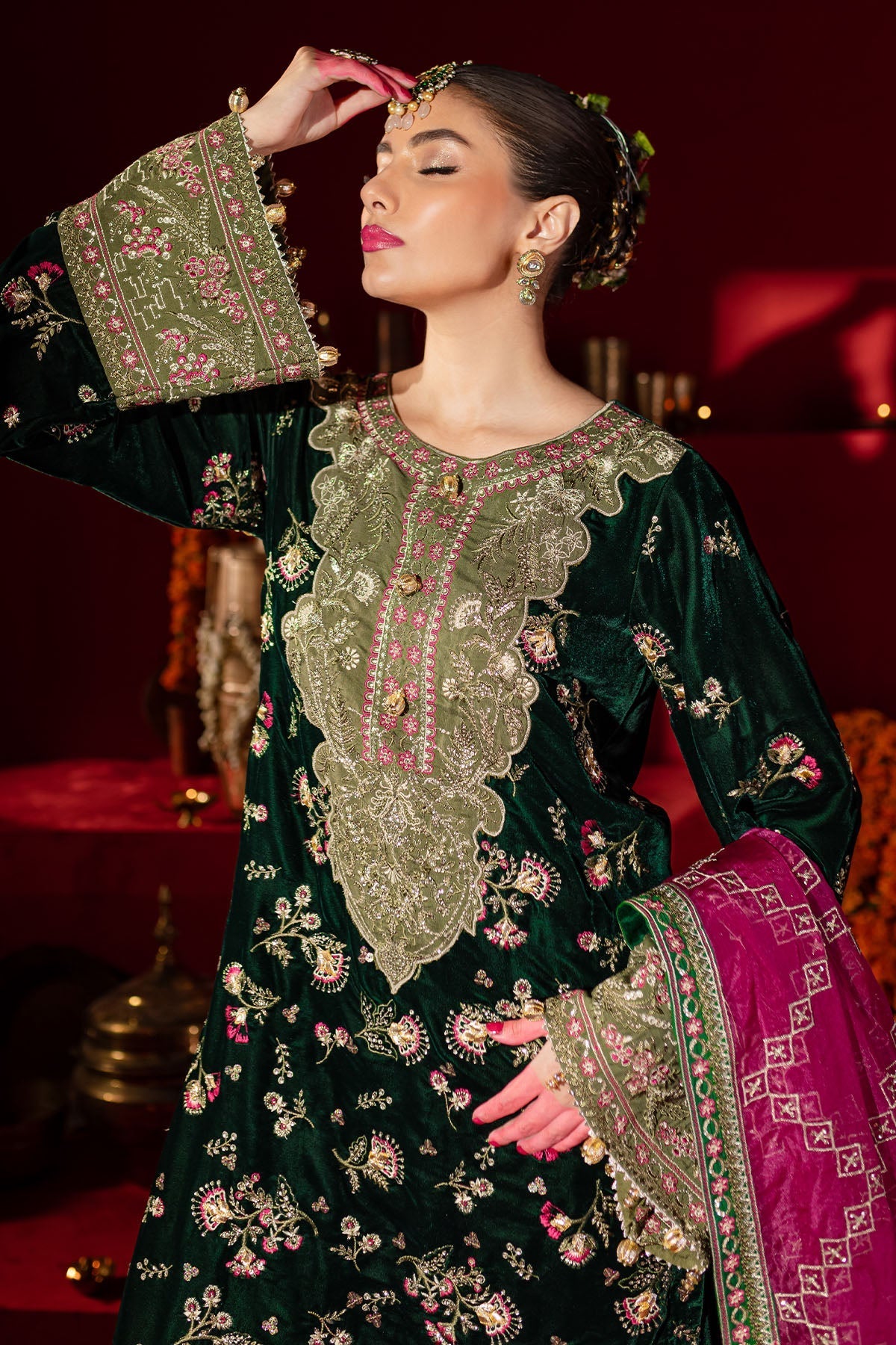 Nureh | Maya Velvet | NW-88 - Official Nureh stockist in UK - Sakeena London
