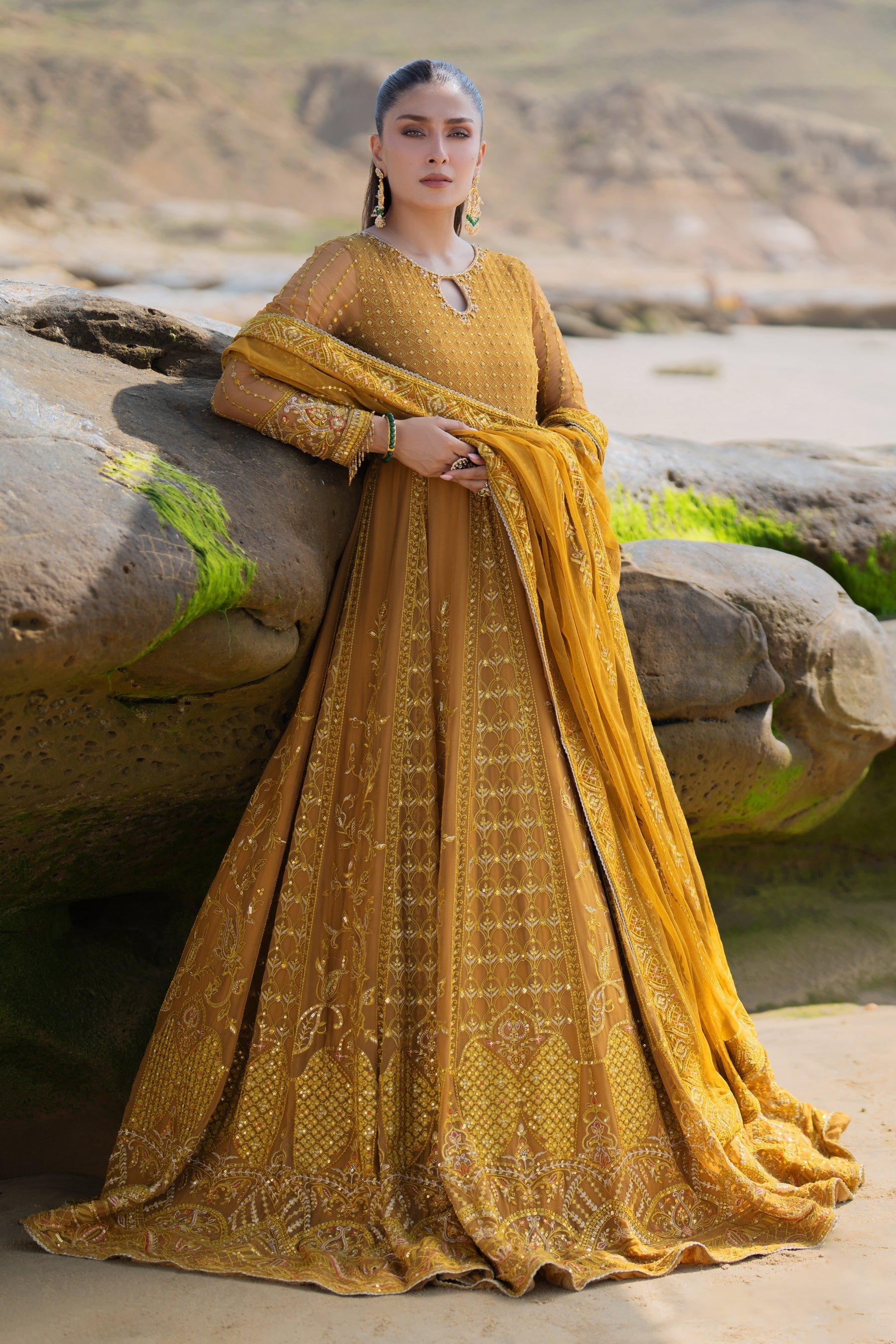 Naqshi | Sahil Kinaray | AINARA - Official Naqshi stockist in UK - Sakeena London