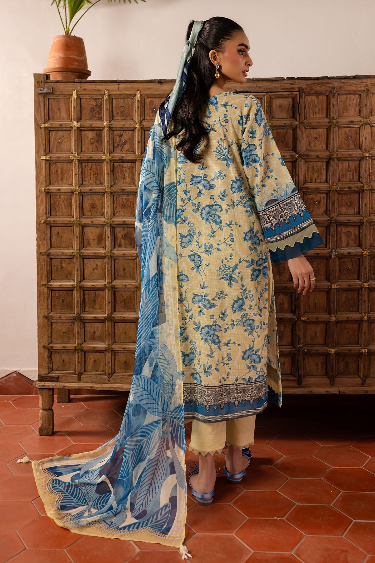 Nureh | Printed lawn 25 | SP-136 - Official Nureh stockist in UK - Sakeena London