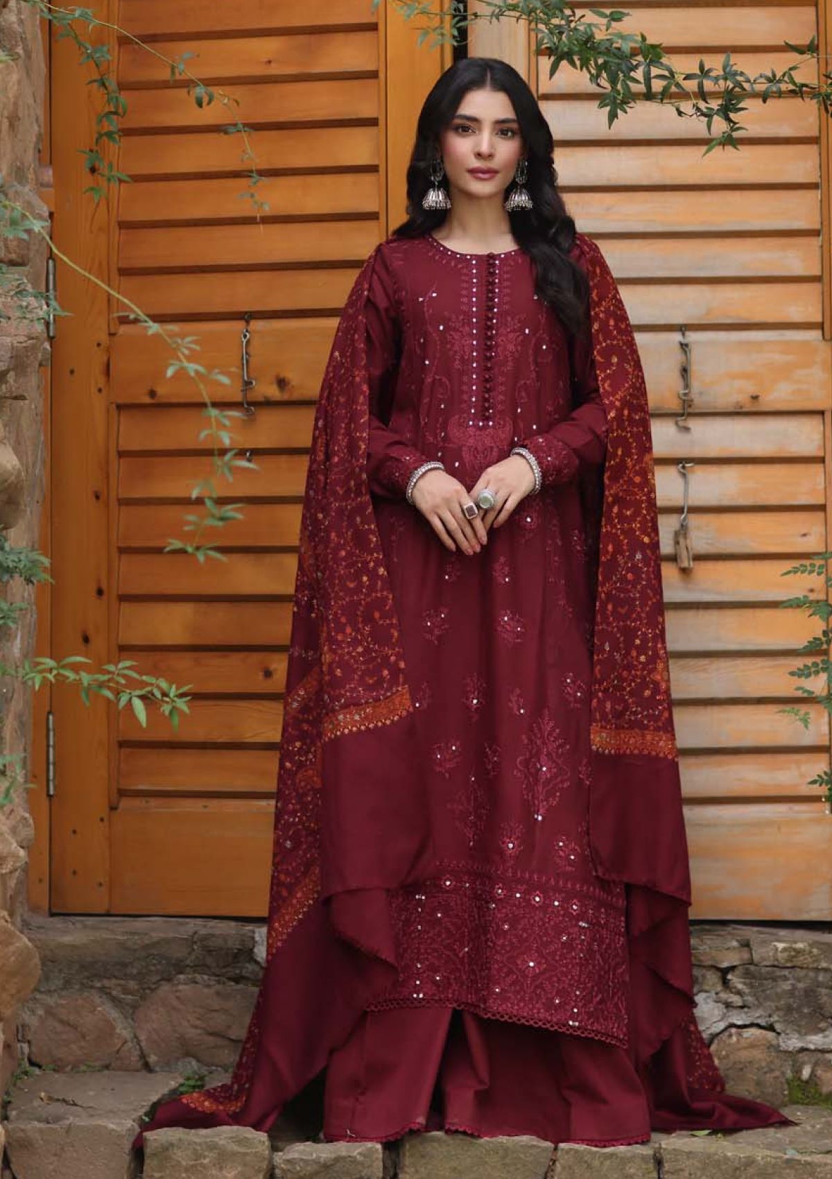 Winter Collection - Noor - Saadia Asad - Suzaanikari - NSK24#01