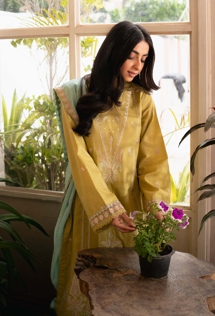 Humdum | Mirha Lawn 25 | Mirha - D04 - Official Humdum stockist in UK - Sakeena London