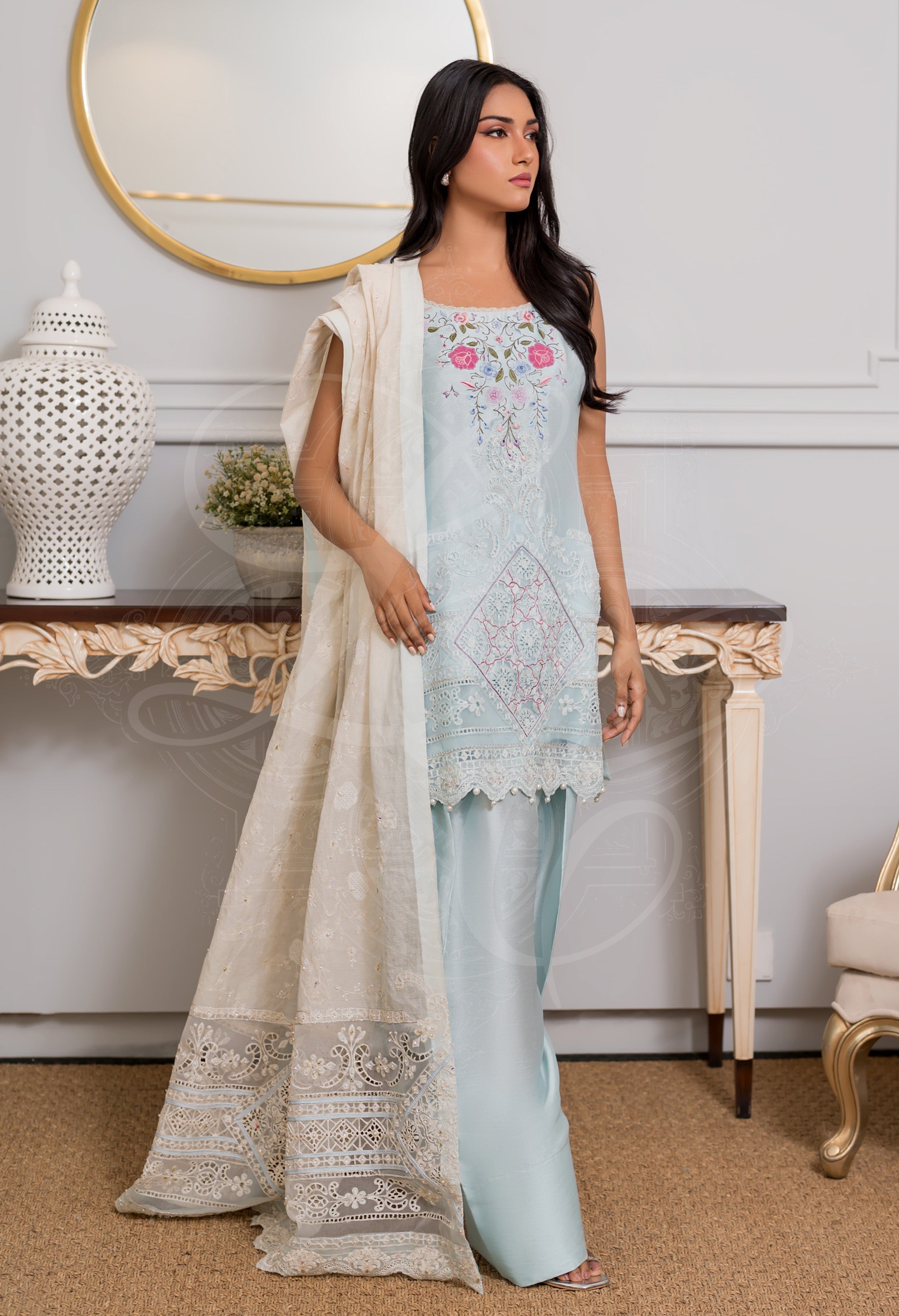 Layla Chatoor | Pret A Porter | LC-40