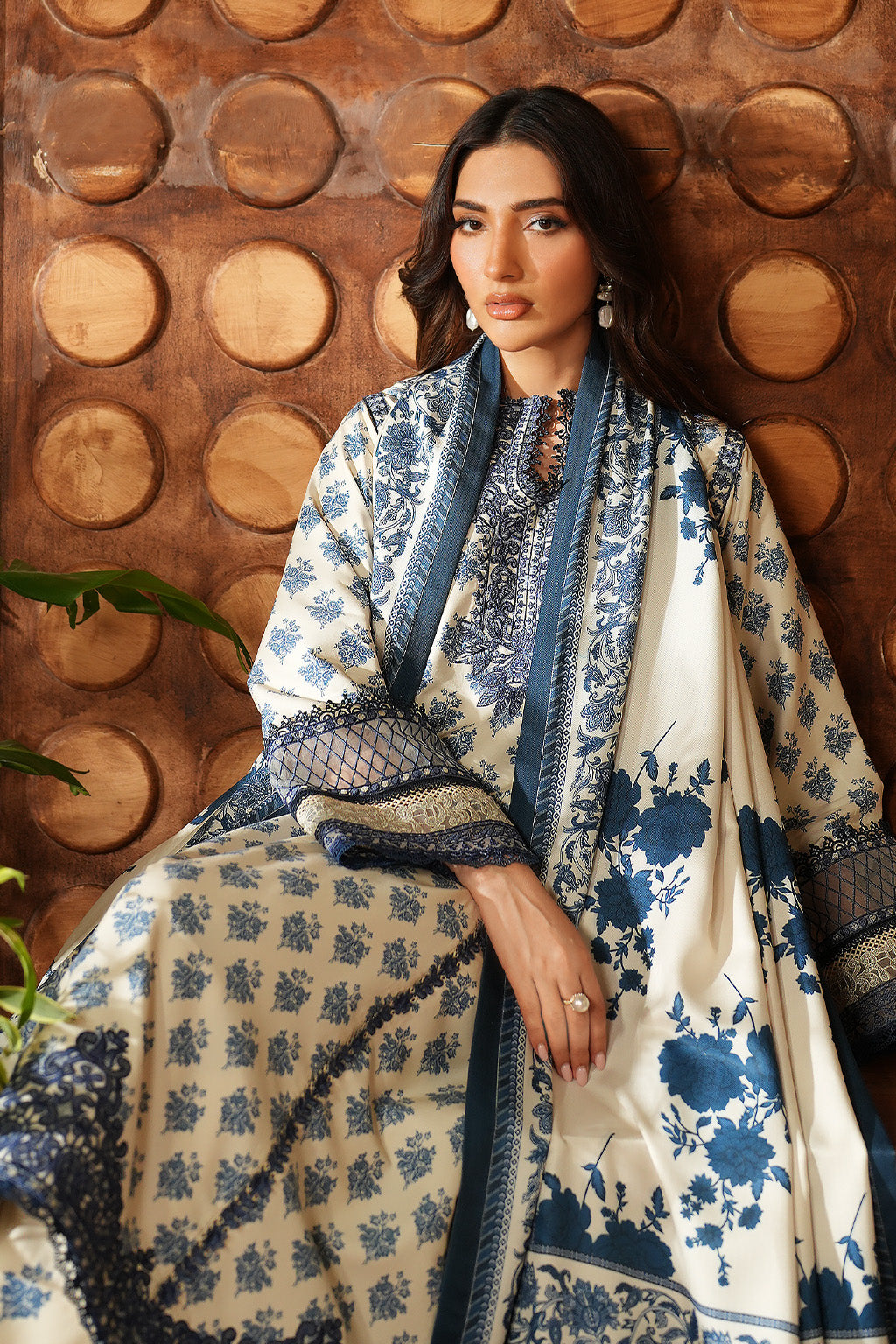 Iznik | Winter 25 | IPF-07 - Official Iznik stockist in UK - Sakeena London