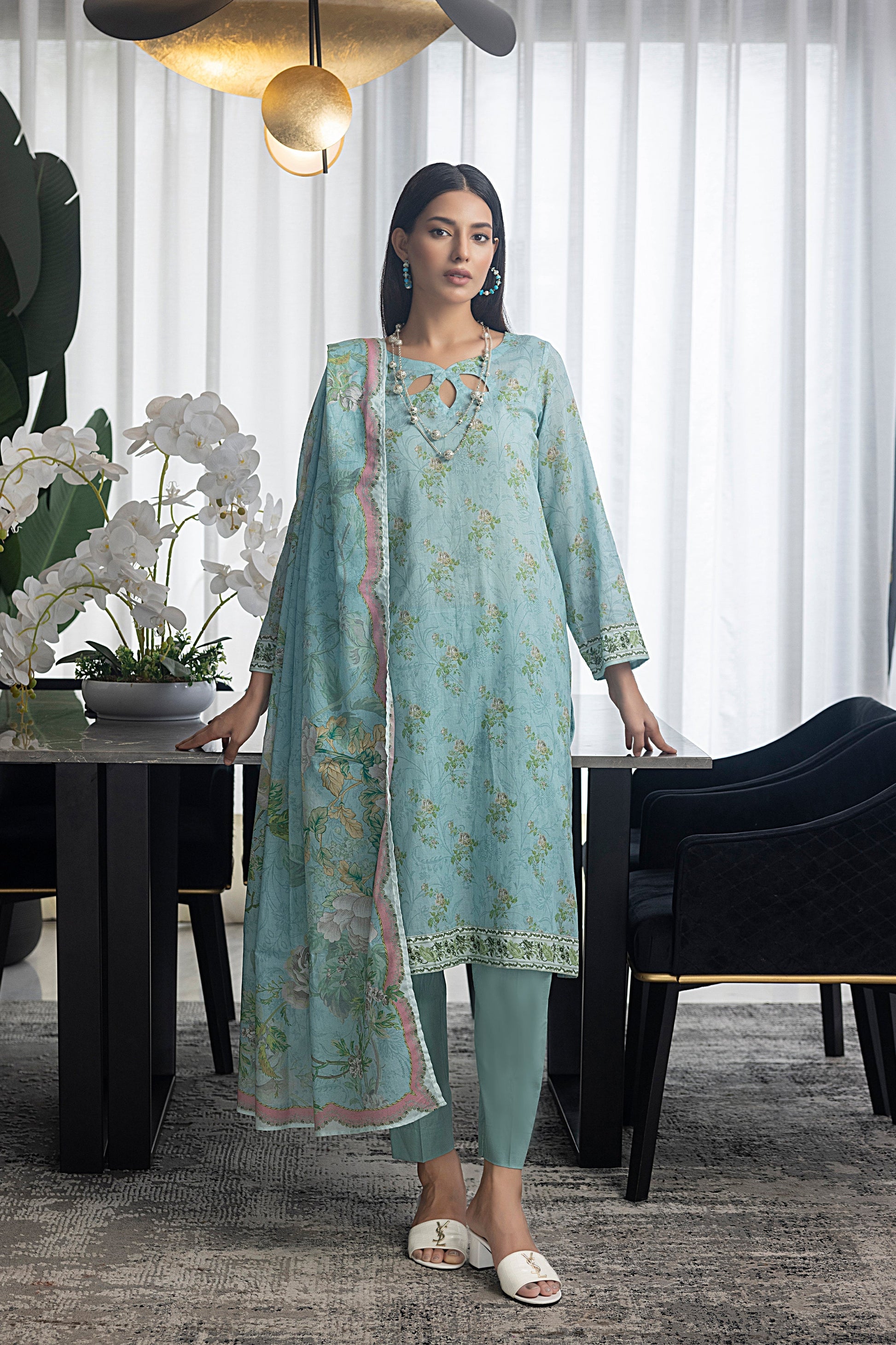 LSM | Winter Marina 24 | 0155 - Official LSM stockist in UK - Sakeena London