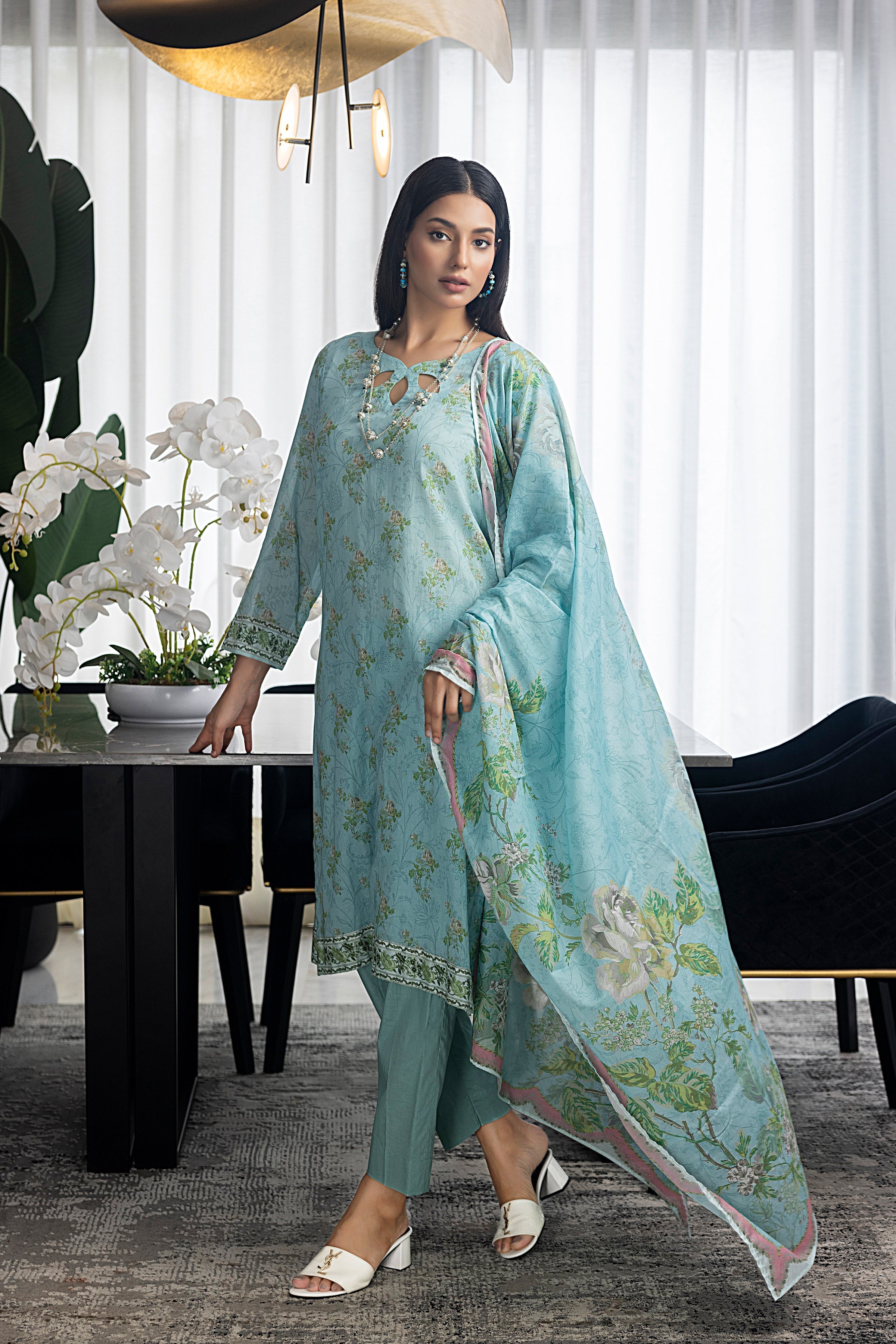 LSM | Winter Marina 24 | 0155 - Official LSM stockist in UK - Sakeena London