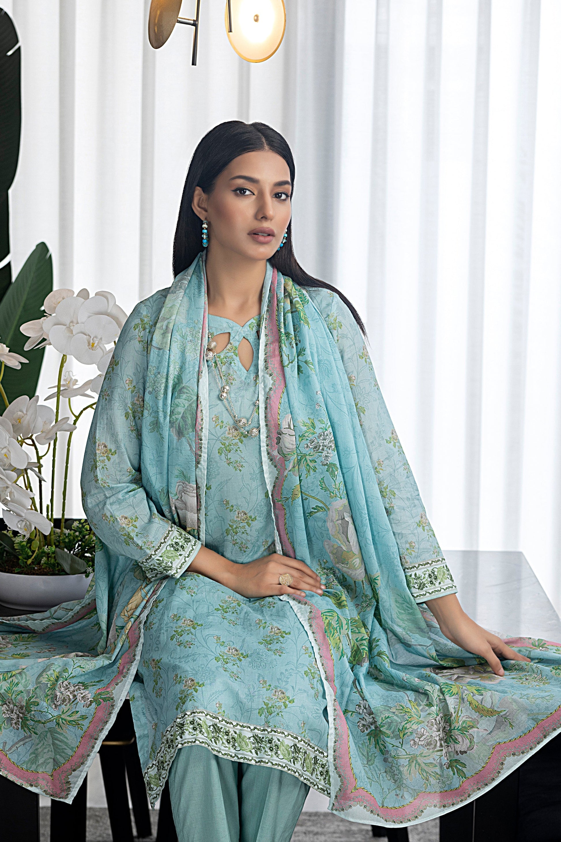 LSM | Winter Marina 24 | 0155 - Official LSM stockist in UK - Sakeena London