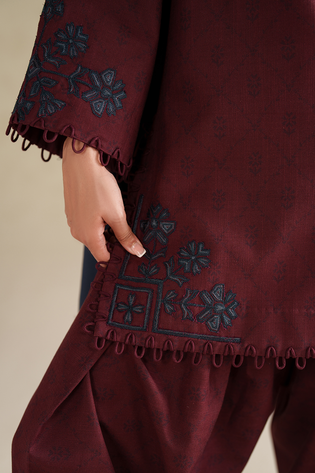 Iznik | Winter Chapter 25 | UE-592 Printed Khaddar - Official Iznik stockist in UK - Sakeena London