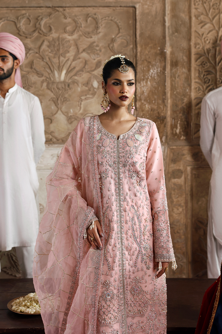 Emaan Adeel | Romansiyyah Luxury Formals | GULSHEEN - Official Emaan Adeel stockist in UK - Sakeena London