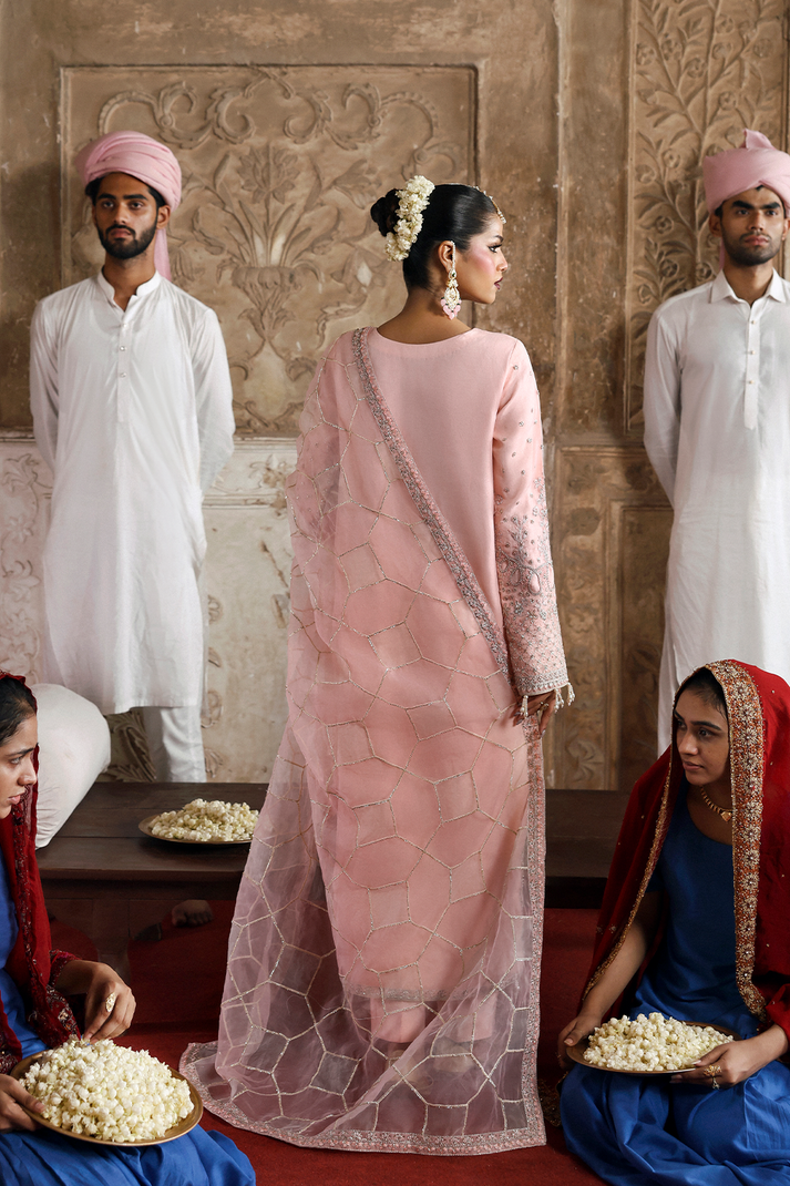 Emaan Adeel | Romansiyyah Luxury Formals | GULSHEEN - Official Emaan Adeel stockist in UK - Sakeena London