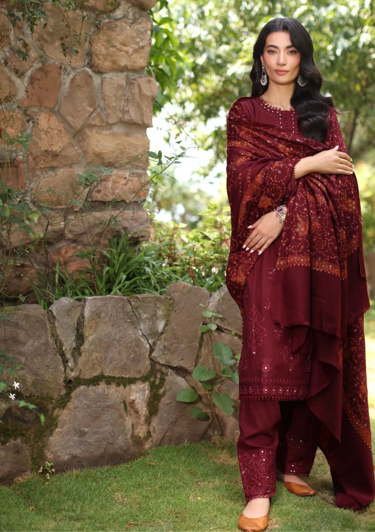 Winter Collection - Noor - Saadia Asad - Suzaanikari - NSK24#01